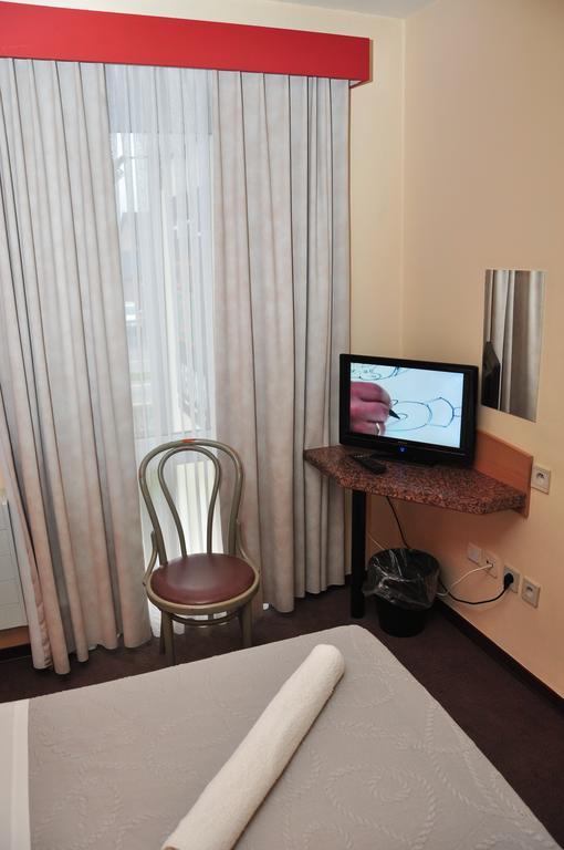 Afrit 28 Hotel Heusden-Zolder ห้อง รูปภาพ