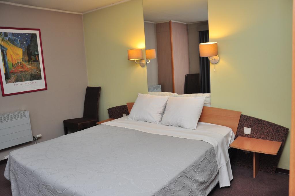 Afrit 28 Hotel Heusden-Zolder ห้อง รูปภาพ